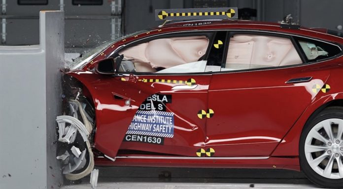 Tesla Model S Crash